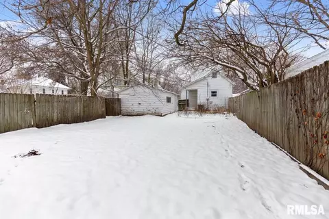 1624 S 8th St, Springfield, IL 62703 photo 15