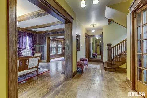 1433 Holmes St, Springfield, IL 62704 photo 7