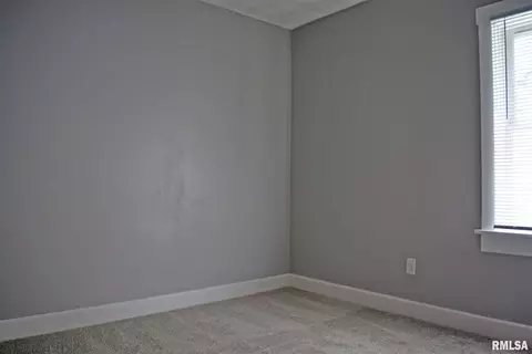 2628 Yale Blvd, Springfield, IL 62703 photo 6