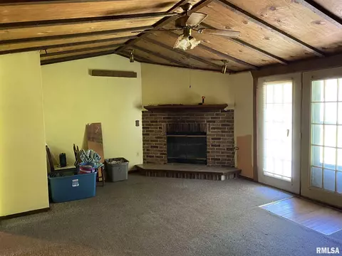 1027 N 15th St, Springfield, IL 62702 photo 13