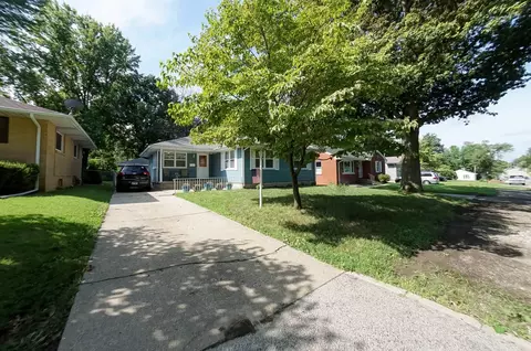 1816 W Iles Ave, Springfield, IL 62704 photo 2