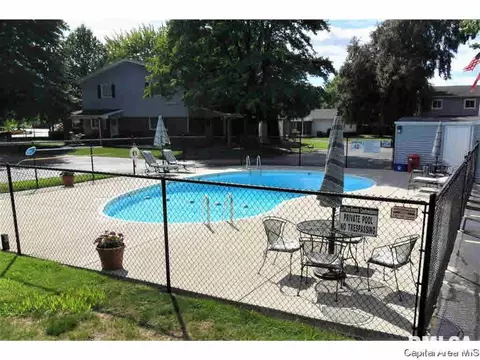 433 Durkin Dr, Springfield, IL 62704 photo 23