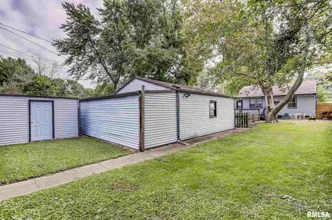 2553 S 4th St, Springfield, IL 62703 photo 4