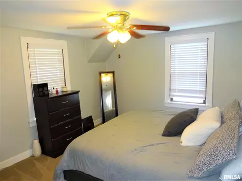 2127 N 20th St, Springfield, IL 62702 photo 11