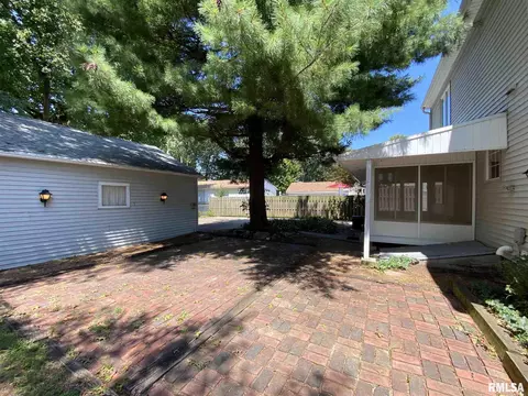 2023 S Douglas Ave, Springfield, IL 62704 photo 28