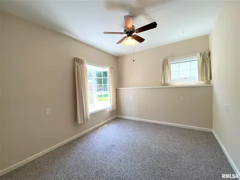 2023 S Douglas Ave, Springfield, IL 62704 photo 23