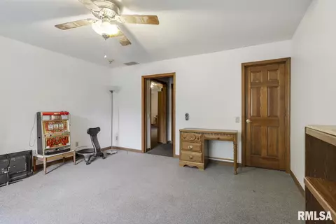 2605 Montega Dr, Springfield, IL 62704 photo 18