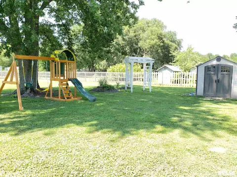 821 N Hill St, Springfield, IL 62702 photo 14