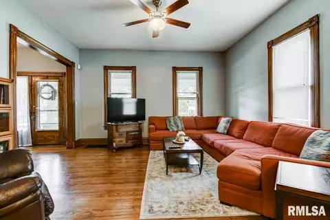 120 S Macarthur Blvd, Springfield, IL 62704 photo 4