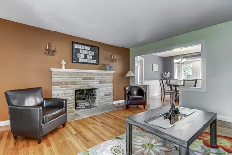 2148 Cherry Rd, Springfield, IL 62704 photo 4