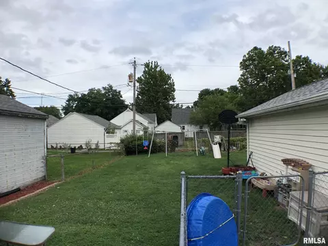 2332 S 8th St, Springfield, IL 62703 photo 10