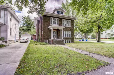 627 W Cedar St, Springfield, IL 62704 photo 4