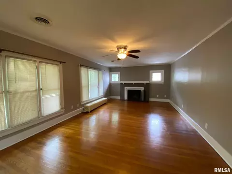 627 W Cedar St, Springfield, IL 62704 photo 8