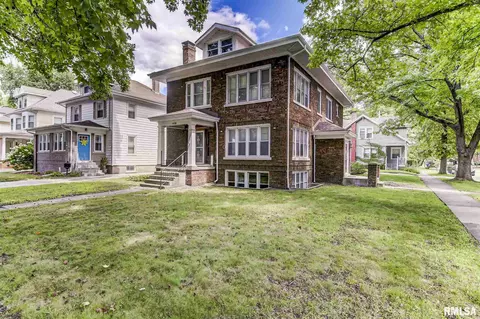 627 W Cedar St, Springfield, IL 62704 photo 1