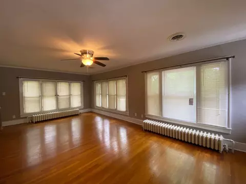 627 W Cedar St, Springfield, IL 62704 photo 9
