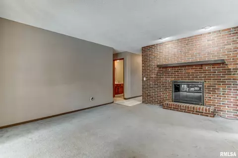 420 Armor Rd, Springfield, IL 62704 photo 12