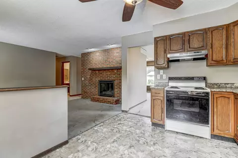 420 Armor Rd, Springfield, IL 62704 photo 7