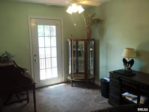 2404 Stokebridge Rd, Springfield, IL 62702 photo 13