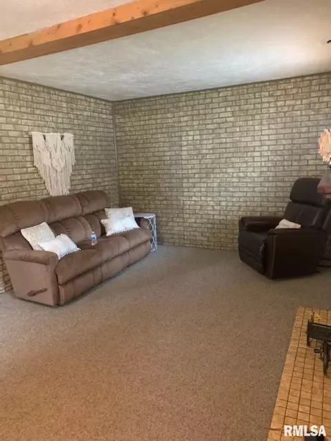 1928 N 20th St, Springfield, IL 62702 photo 3