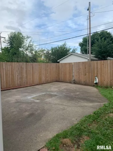 1928 N 20th St, Springfield, IL 62702 photo 16