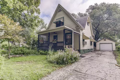 1334 N 2nd St, Springfield, IL 62702 photo 1