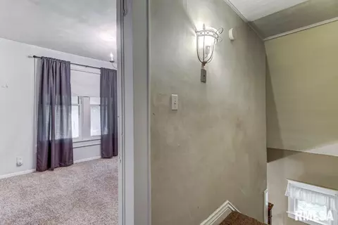 1334 N 2nd St, Springfield, IL 62702 photo 4