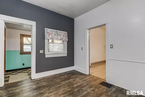 1334 N 2nd St, Springfield, IL 62702 photo 10