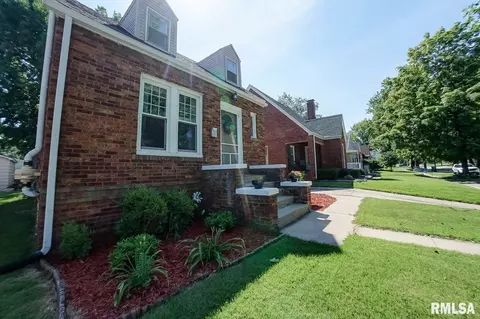 2526 S 7th St, Springfield, IL 62703 photo 9