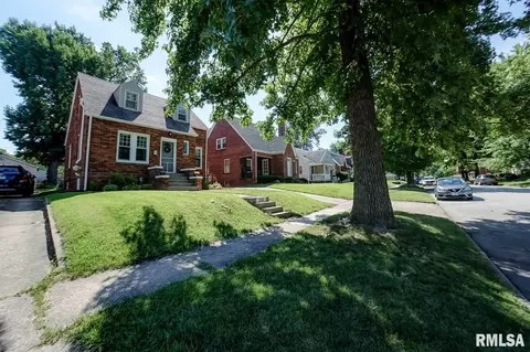 2526 S 7th St, Springfield, IL 62703 photo 5