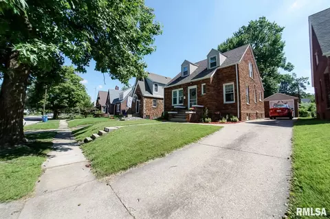 2526 S 7th St, Springfield, IL 62703 photo 6
