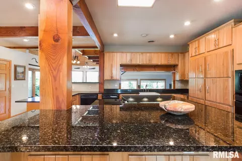 14101 13th St, Milan, IL 61264 photo 8