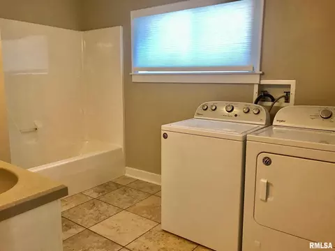 912 S Feldkamp Ave, Springfield, IL 62704 photo 18