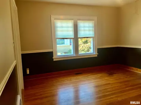 912 S Feldkamp Ave, Springfield, IL 62704 photo 9