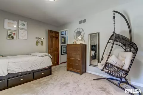 1609 Bent Oak Dr, Springfield, IL 62704 photo 35