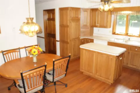 1301 Wood Mill Dr, Springfield, IL 62704 photo 24