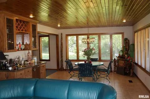 1301 Wood Mill Dr, Springfield, IL 62704 photo 9
