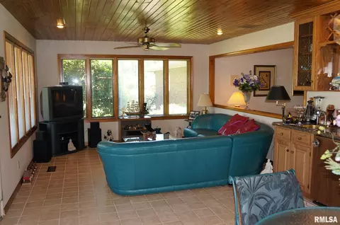 1301 Wood Mill Dr, Springfield, IL 62704 photo 8