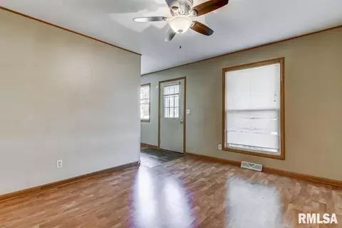 244 Hawkeye Way, Springfield, IL 62707 photo 2