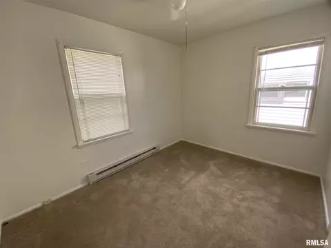 1741 E Griffiths Ave, Springfield, IL 62702 photo 9