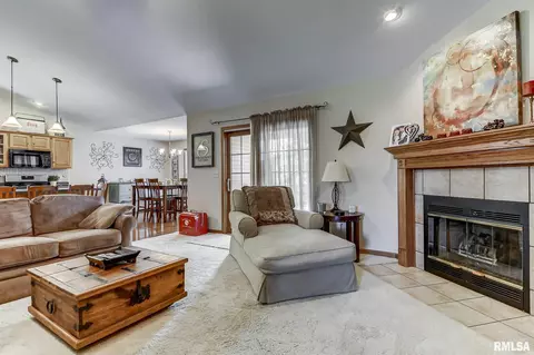 5016 Manhattan Dr, Springfield, IL 62711 photo 7
