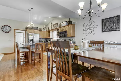 5016 Manhattan Dr, Springfield, IL 62711 photo 14