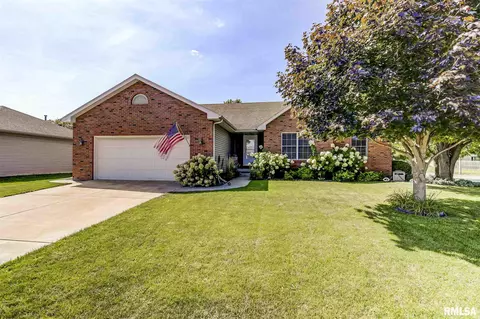 5016 Manhattan Dr, Springfield, IL 62711 photo 2