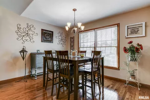 5016 Manhattan Dr, Springfield, IL 62711 photo 15