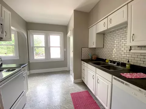 428 Broad Pl, Springfield, IL 62703 photo 6
