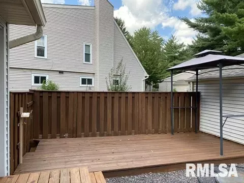 82 Country Pl, Springfield, IL 62703 photo 3