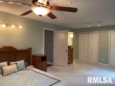 82 Country Pl, Springfield, IL 62703 photo 18