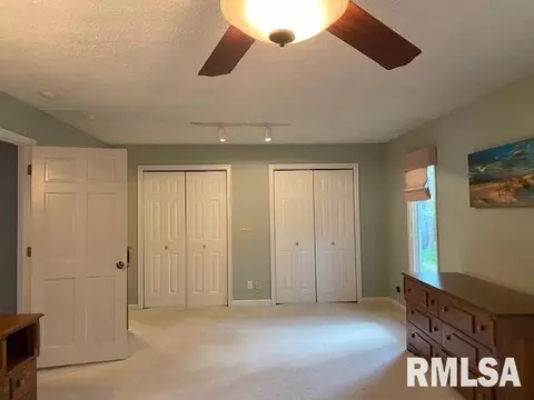 82 Country Pl, Springfield, IL 62703 photo 17