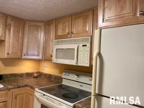 82 Country Pl, Springfield, IL 62703 photo 12