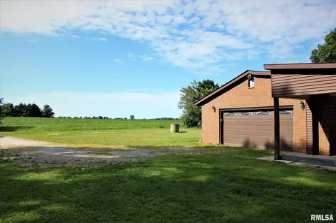 53 Etherton Ln, Springfield, IL 62712 photo 3