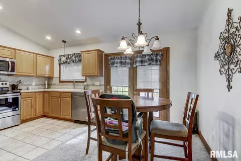 216 Bristol Rd, Springfield, IL 62702 photo 10